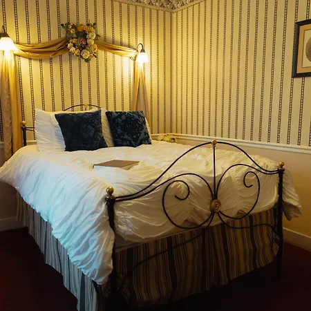 Julian Gold Rush Hotel-3