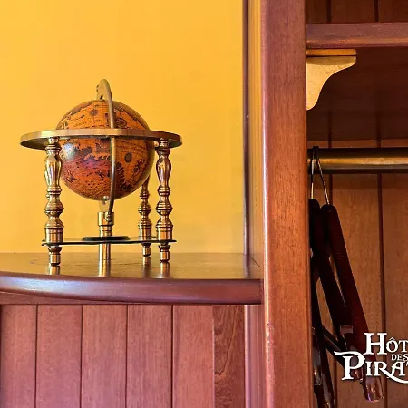 Hôtel Des Pirates-2