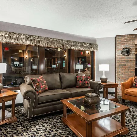 Baymont By Wyndham Cambridge-3