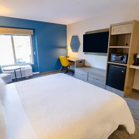 Holiday Inn Express - Neptune By Ihg-3