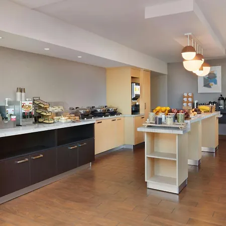 Towneplace Suites By Marriott London-2