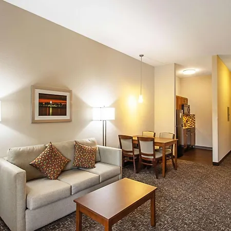 Mainstay Suites Madison - Monona-3
