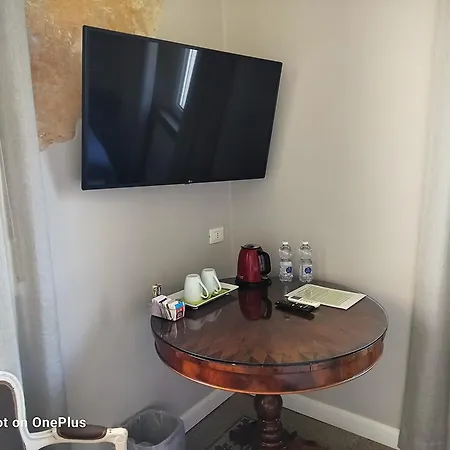 B&B Suite 44-3