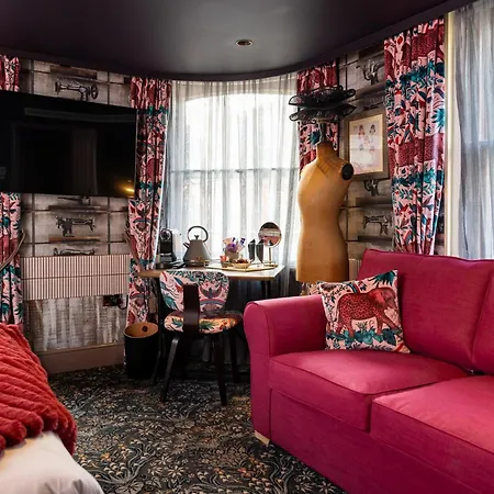 The Kings Arms Pub & Boutique Rooms-2