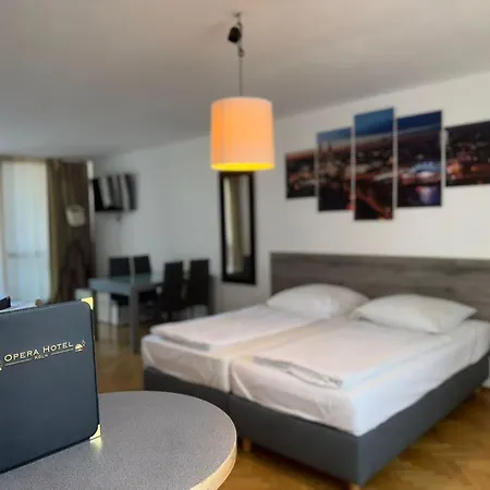 Opera Hotel Koeln-2