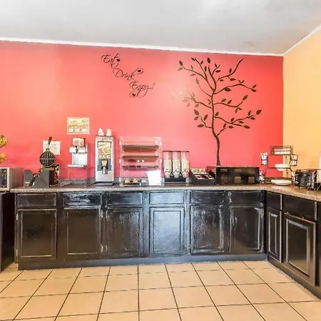 Econo Lodge Martin-2