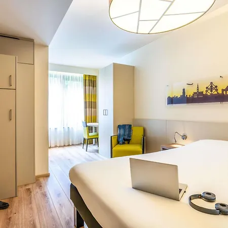 ibis Styles Hotel Brussels Centre Stéphanie-3