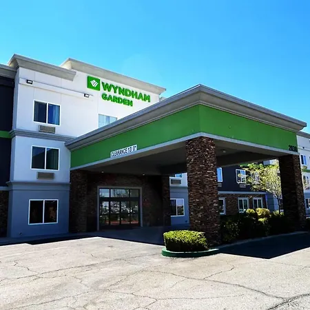 Wyndham Garden Lancaster Ca-3