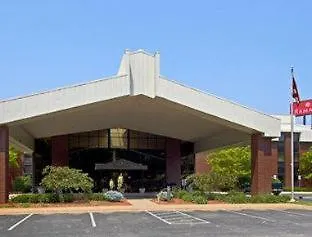 Ramada By Wyndham Bettendorf-2