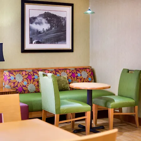 Hampton Inn Harrisonburg - University-2