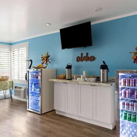Days Inn By Wyndham Maui Oceanfront-3