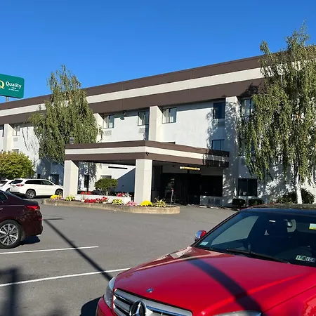 Quality Inn Wilkes-Barre Near Arena-3