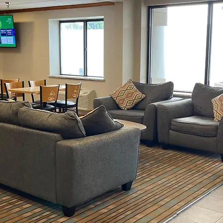 Quality Inn Wilkes-Barre Near Arena-2