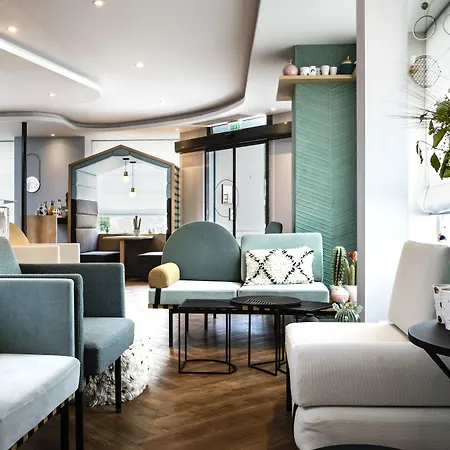 Hotel Eiffel Saint Charles-3