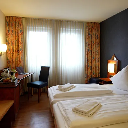 Hotel Miramar Am Roemer-3