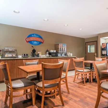 Baymont By Wyndham Marshfield-2