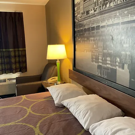 Super 8 By Wyndham Chattanooga/East Ridge-3