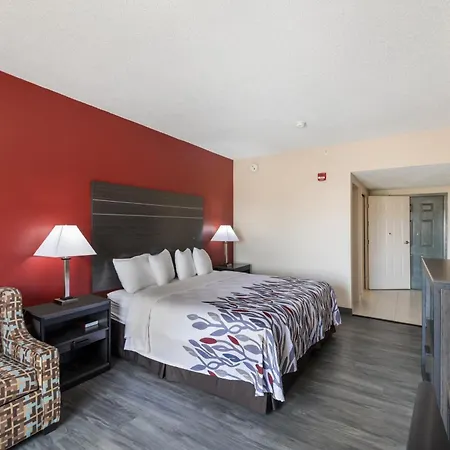 Red Roof Inn & Suites Austin East - Manor-2