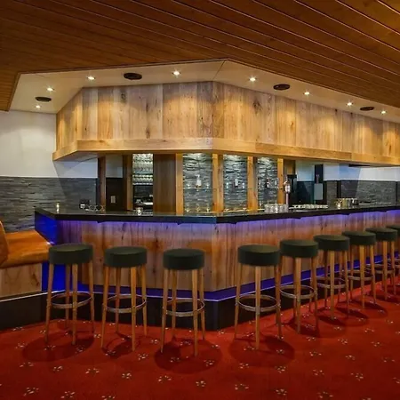 Club Hotel Rooms Only - By Mountain Hotels-3