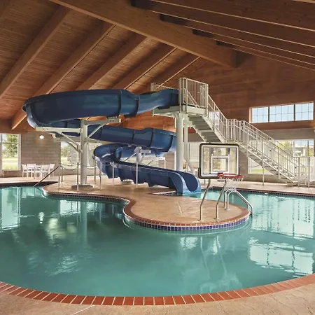 Country Inn & Suites By Radisson, Willmar, Mn-2