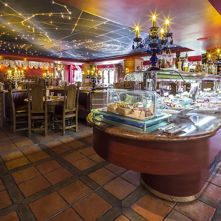 Hôtel Des Pirates-3