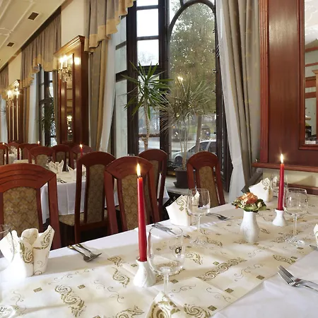 Hotel Excelsior-2