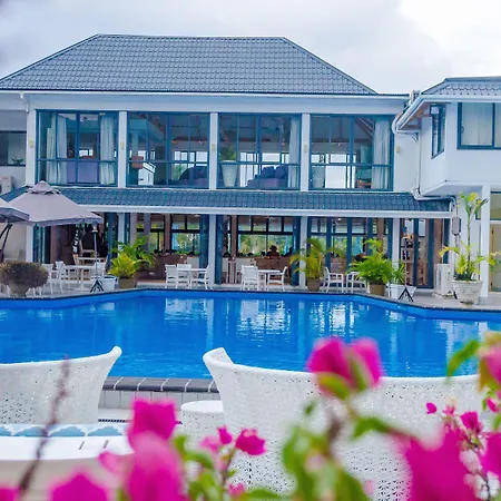Muri Beach Club Hotel-2