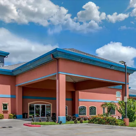 Quality Inn & Suites At The Outlets Mercedes-Weslaco-2