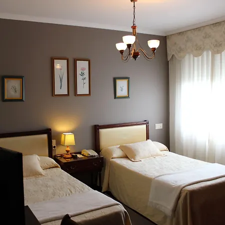 Hotel O Pino-2