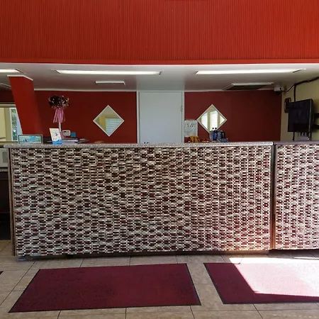 Economy Inn Fresno Yosemite "'Newly Remodeled"'-3