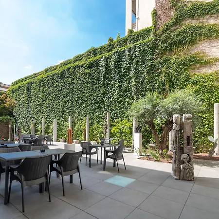 Hotel Milano Castello-3
