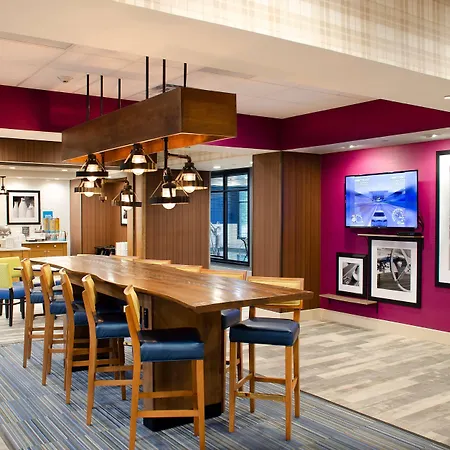 Hampton Inn Lebanon-2