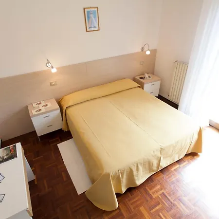 Hotel Rossini-2