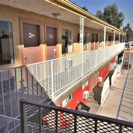 4 Star Motel-3