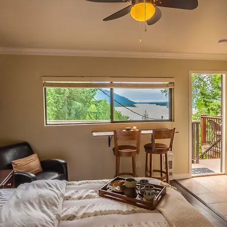 The Fraser River'S Edge B&B Lodge-3