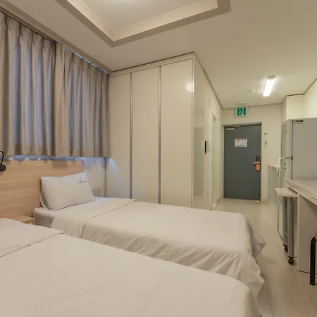 Staywell Hotel-2