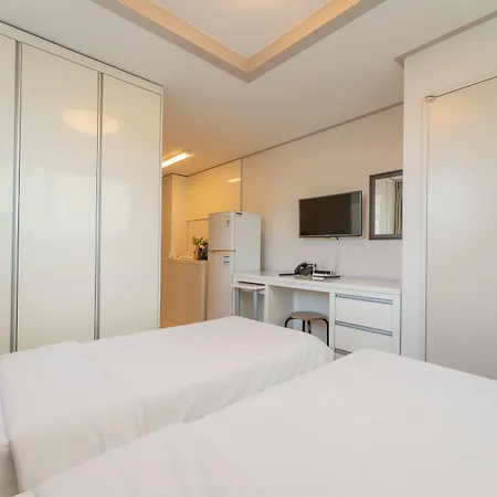 Staywell Hotel-3