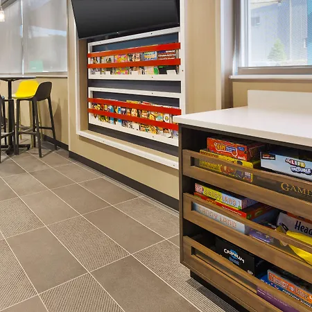 Tru By Hilton Comstock Park Grand Rapids, Mi-3