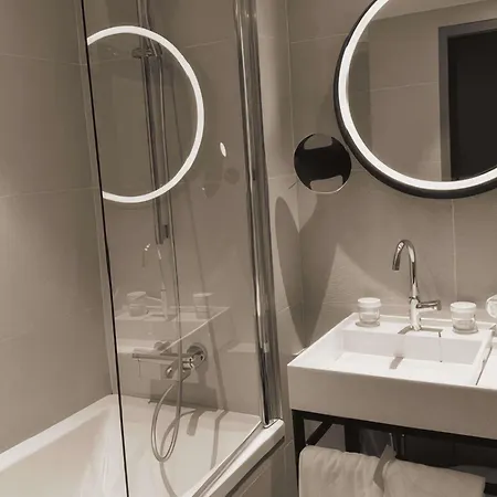 Mercure Paris 17 Batignolles-2