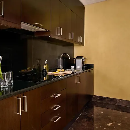Grand Hyatt Abu Dhabi Hotel & Residences Emirates Pearl-2