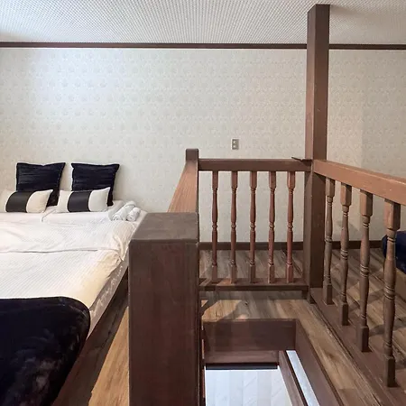 Apricot Pension-3