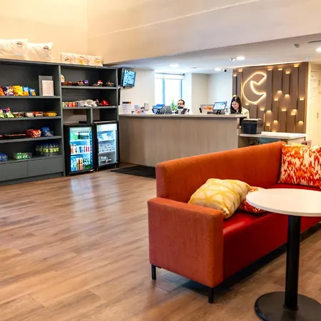 Comfort Suites-3