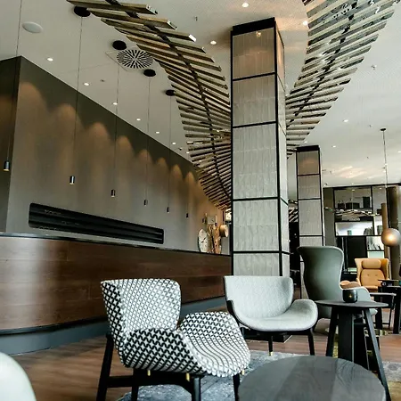 Motel One Berlin-Hauptbahnhof-3