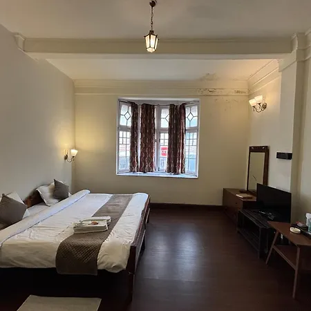 Pineridge Hotel At Mall Road-2