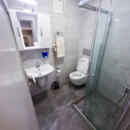 Tac Hotel-2