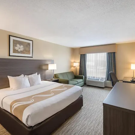 Quality Inn & Suites Fishkill South Near I-84-3