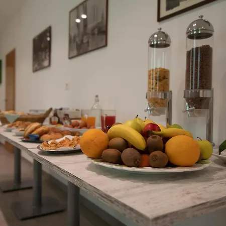 Hotel Lara-2