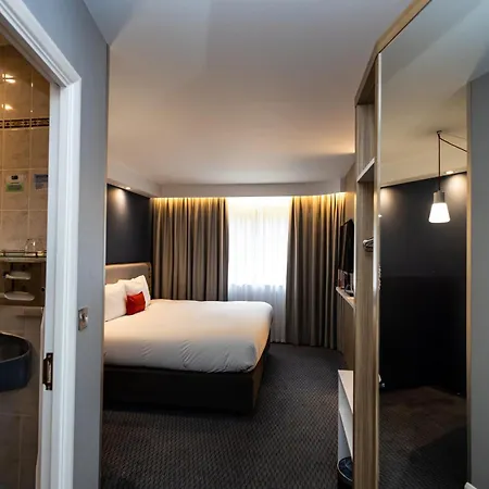 Holiday Inn Express Canterbury By Ihg-3