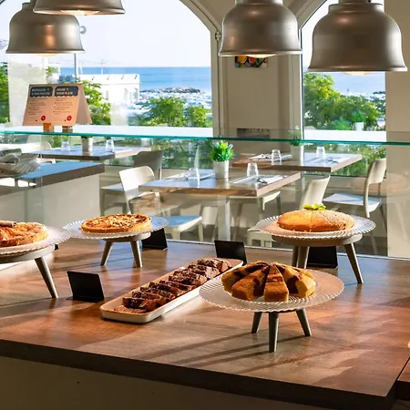 Alexandra Bb & Brunch - Beach Front - Healthy Xxl Breakfast & Brunch Until 12 30-3