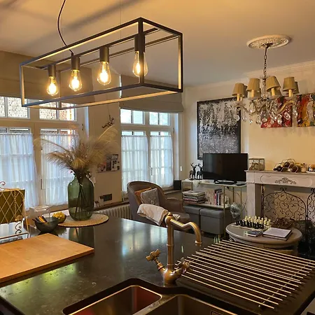 Comfort Equipped Guestsuite Lady Anna Bruges-2